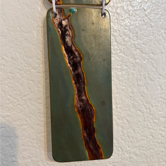 Ceramic tiles-3 tier-wall hanging. Beautiful hummingbird carved into tiles - Picture 7 of 10